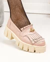 Pantofi casual piele naturala roz cu accesoriu metalic bondar auriu si franjuri BA028 2