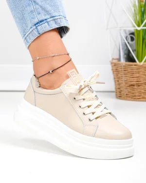 Pantofi casual sama piele naturala bej cu talpa alba si inchidere sireturi AW468