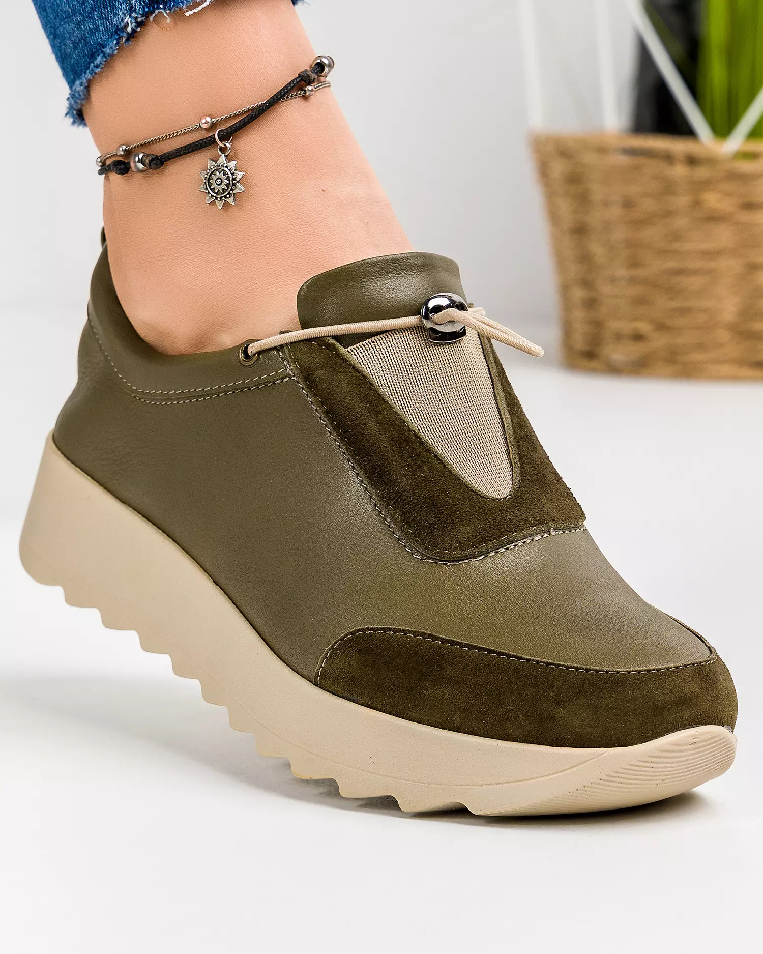 pantofi-dama-casual-piele-naturala-si-piele-naturala-intoarsa-kaki-vila157-48472-2.webp
