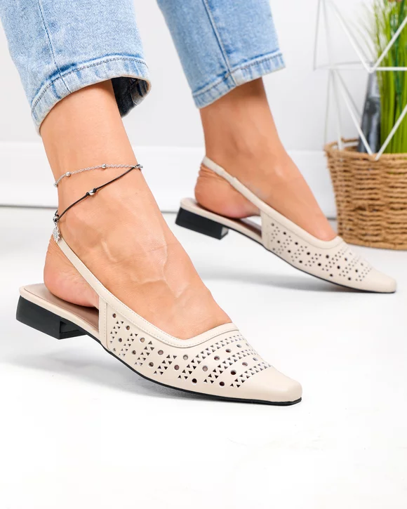 Pantofi dama piele naturala bej perforati cu toc mic SN4010
