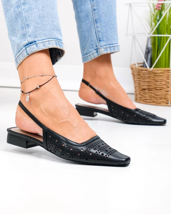 Pantofi dama piele naturala negri cu model perforat SN4010
