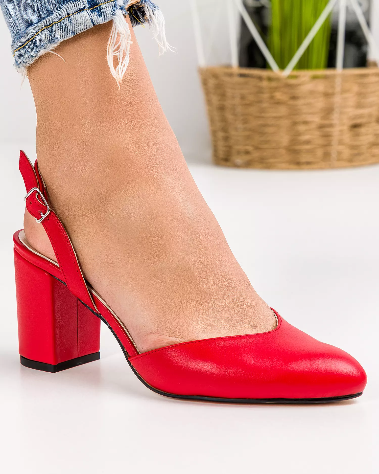 pantofi-eleganti-piele-naturala-rosii-cu-toc-gros-wiz34-50365-2.webp