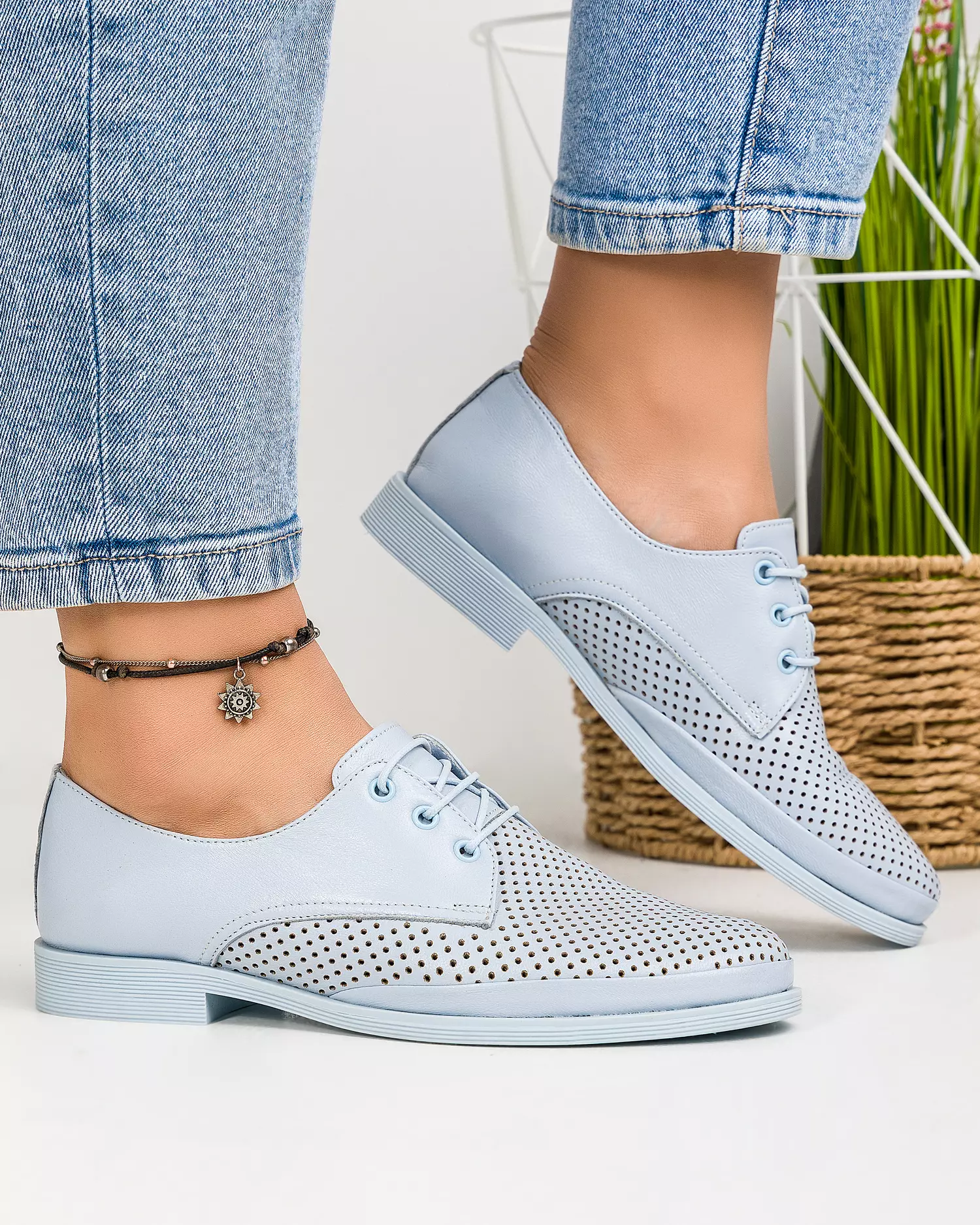 pantofi-piele-naturala-albastri-cu-siret-casual-perforati-akm1115-52159-2.webp