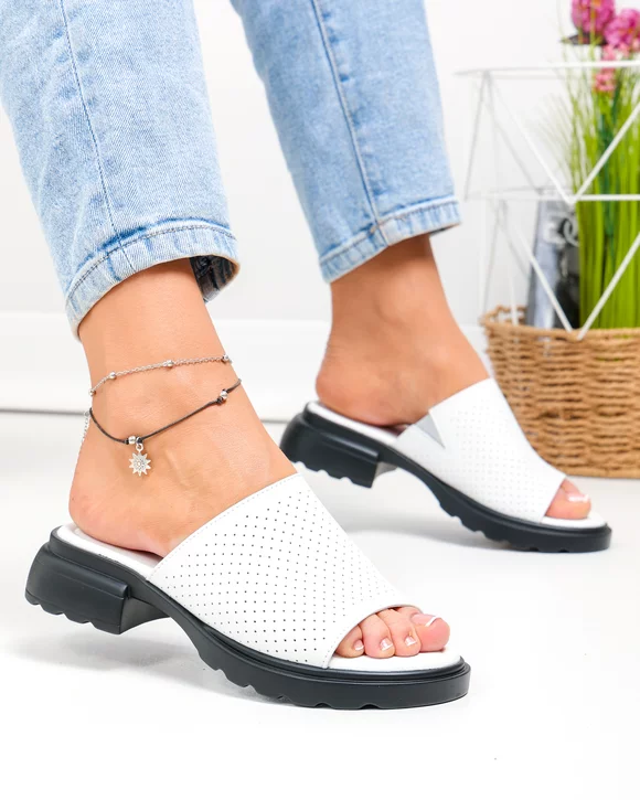 Papuci dama piele naturala albi cu talpa joasa perforati F001-801