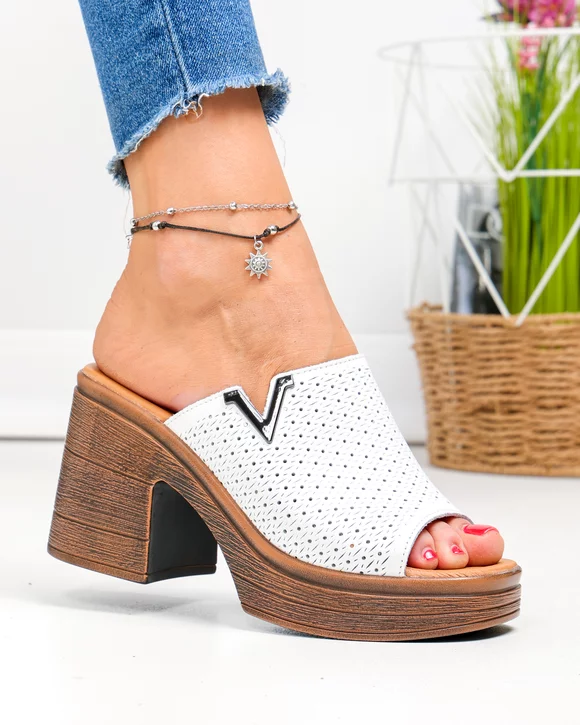 Papuci dama piele naturala albi perforati cu toc gros JY3695