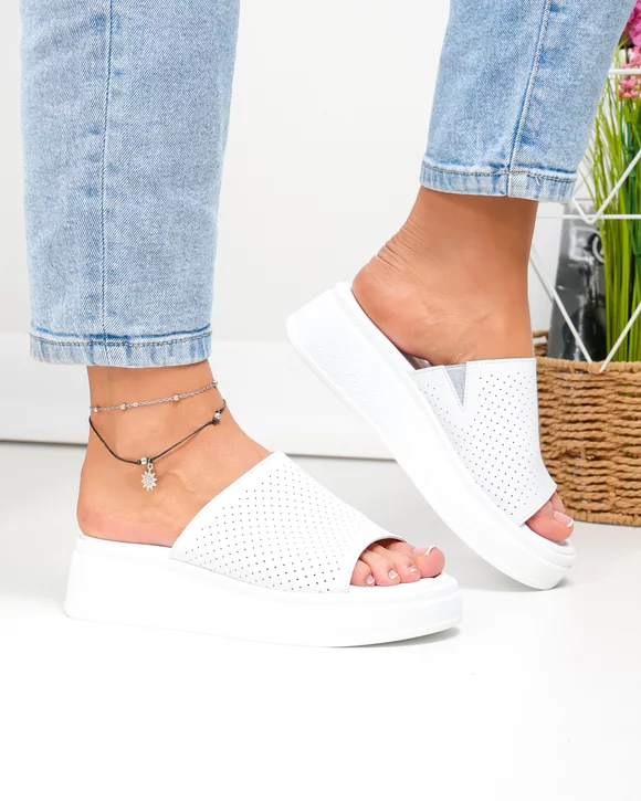Papuci dama piele naturala albi perforati F001-861