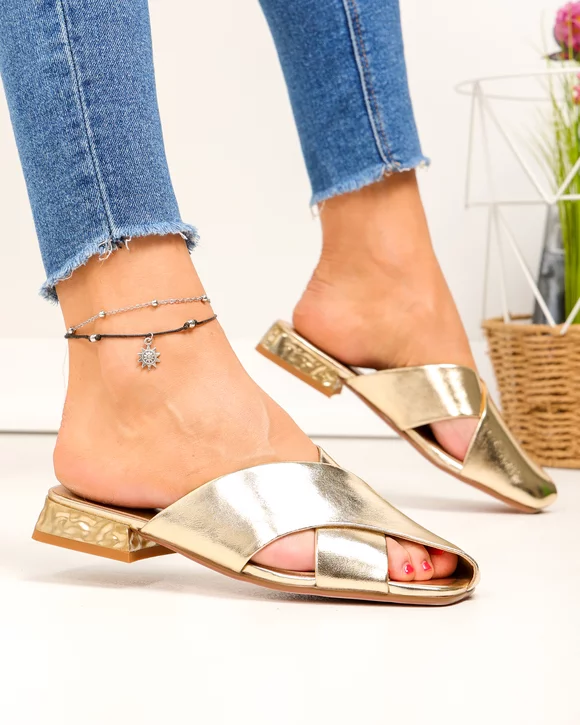 Papuci dama piele naturala aurii cu varf partial inchis si toc gros TN6504