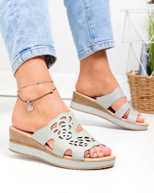 Papuci dama piele naturala barilla cu model perforat F001-786