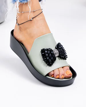 Papuci dama piele naturala barilla cu talpic adancit GI-004