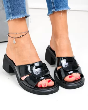 Papuci dama piele naturala lacuita negri slip-on JY5762