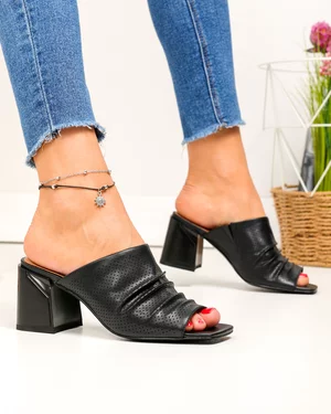 Incaltaminte Dama - Papuci dama piele naturala negri cu toc gros si perforatii exterioare XT24063