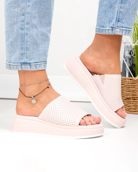 Papuci dama piele naturala roz cu talpa groasa F001-861