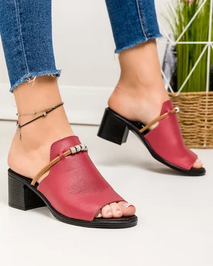 Papuci dama piele naturala roz inchis cu bareta accesorizata si toc gros PV965