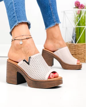 Papuci dama piele naturala roz perforati cu insertie elastica JY3695