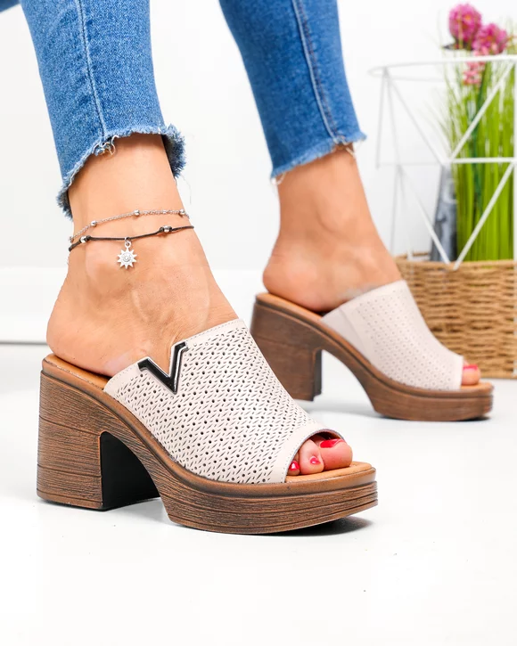 Papuci dama piele naturala roz perforati cu insertie elastica JY3695