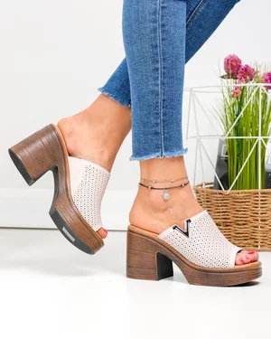 Papuci dama piele naturala roz perforati cu insertie elastica JY3695