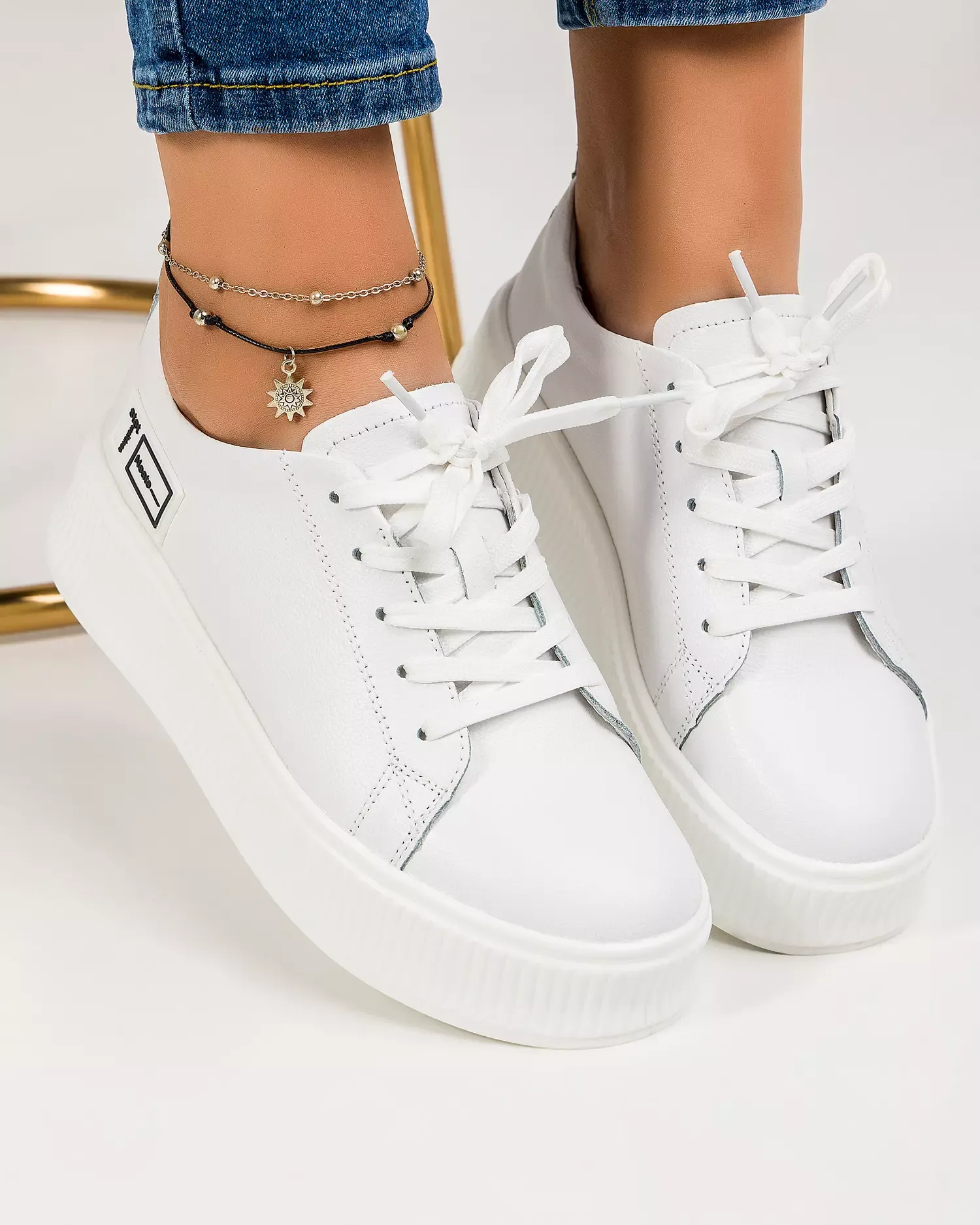 products/580/aw2023-31-aw2023-31whiteleather-54100.webp