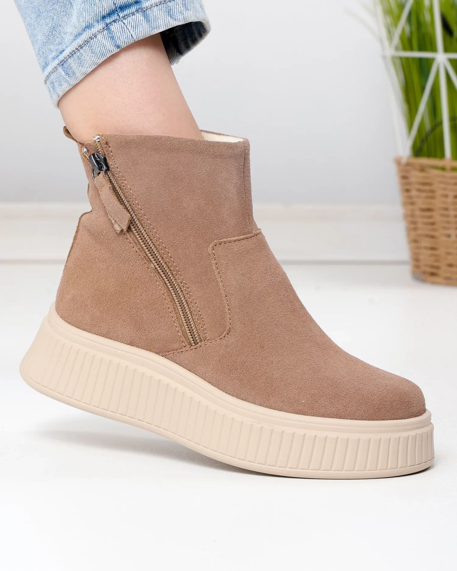 products/580/ghete-captusite-dama-piele-naturala-intoarsa-kaki-t7007-104809.webp
