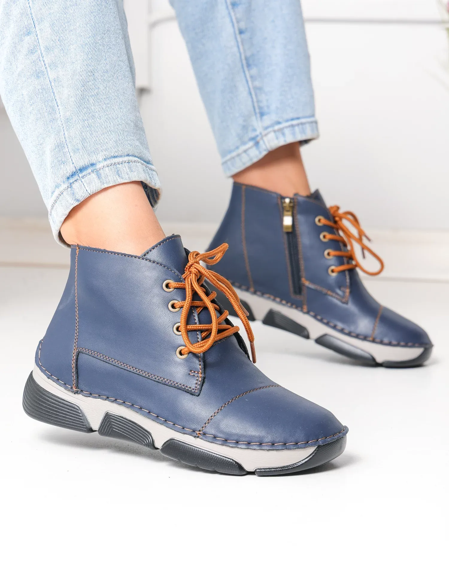 products/580/ghete-dama-piele-naturala-bleumarin-cu-talpa-flexibila-f20-036-104734.webp