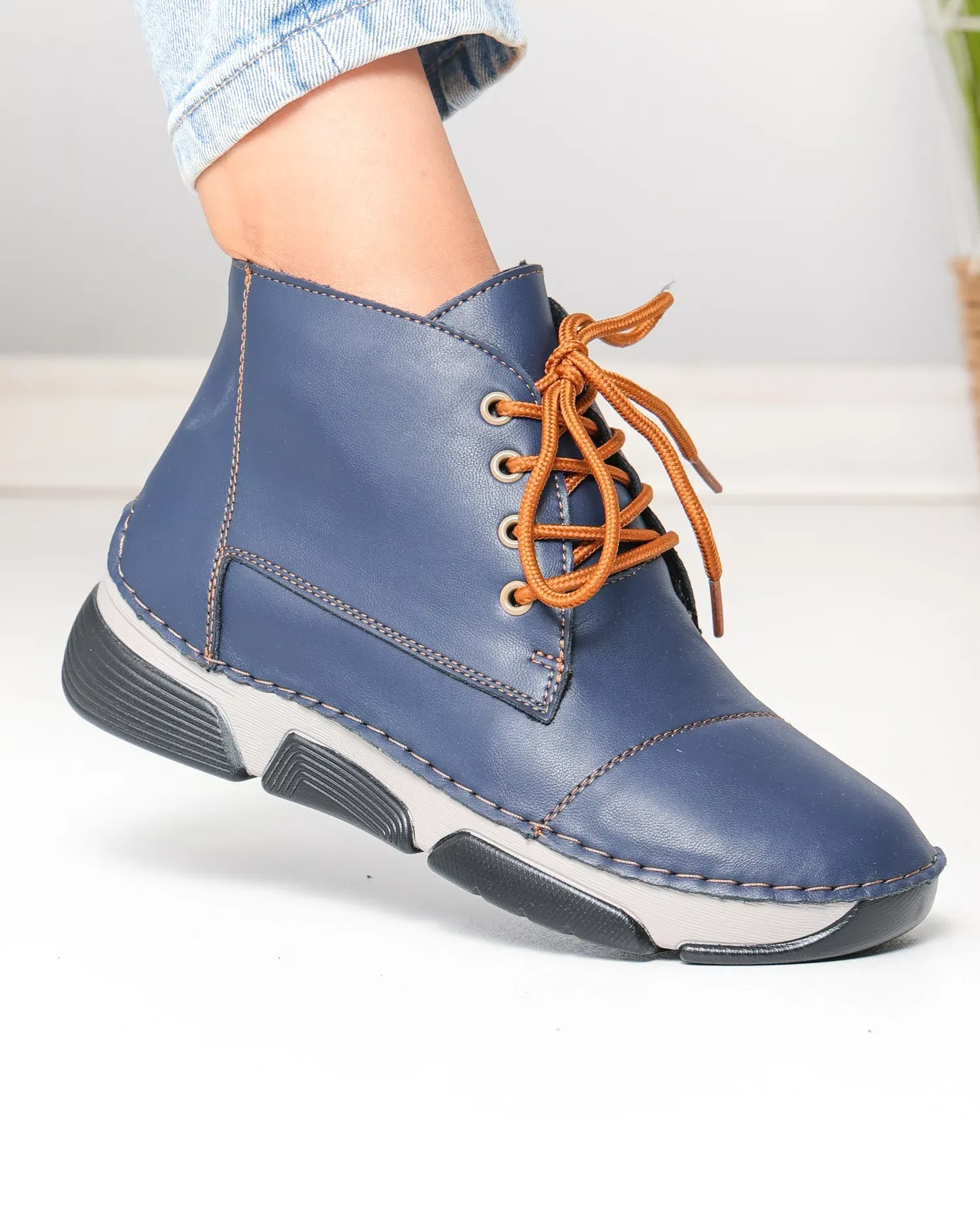 products/580/ghete-dama-piele-naturala-bleumarin-cu-talpa-flexibila-f20-036-104737.webp