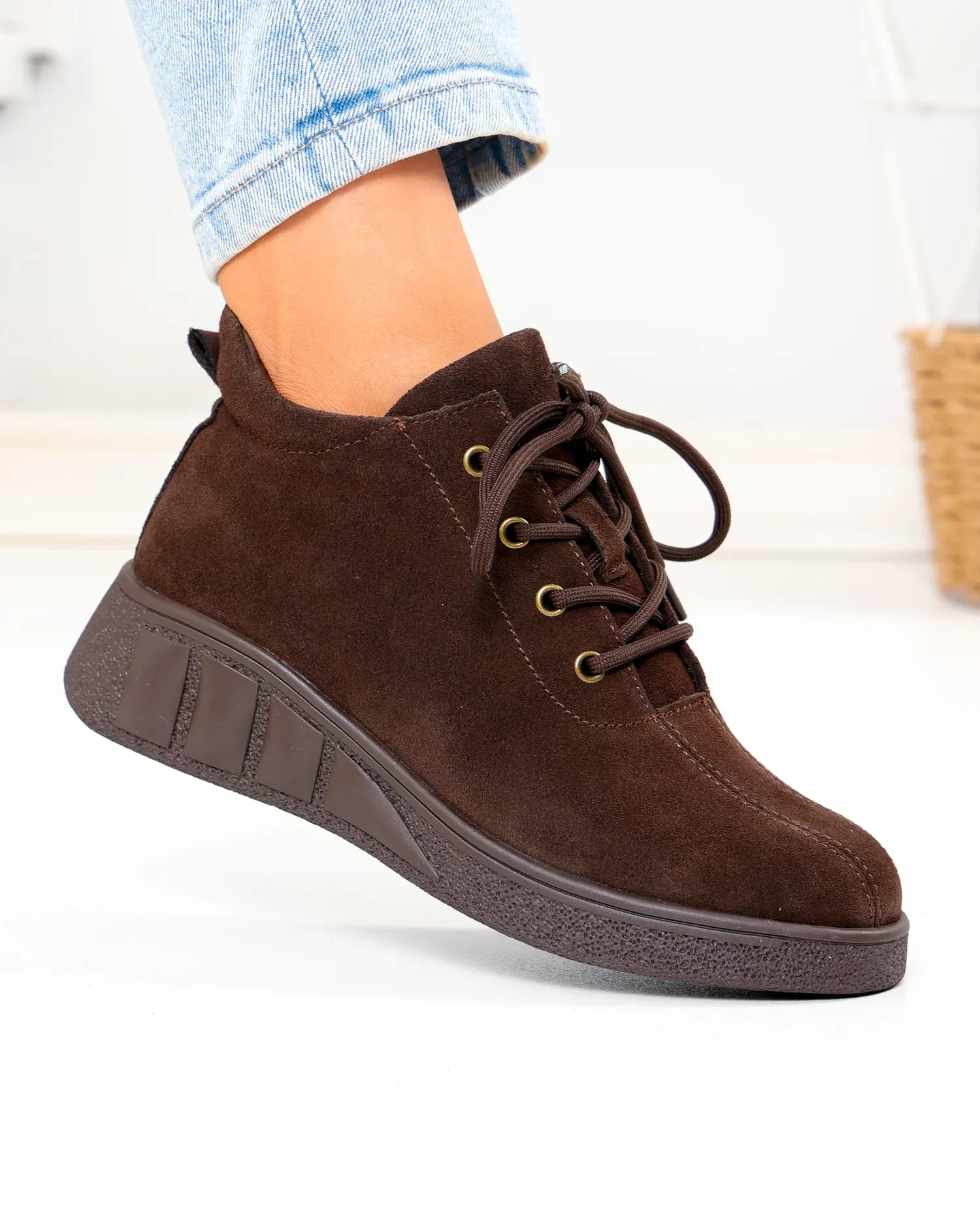 products/580/ghete-dama-scurte-khaki-din-piele-naturala-intoarsa-f002-657-105220.webp
