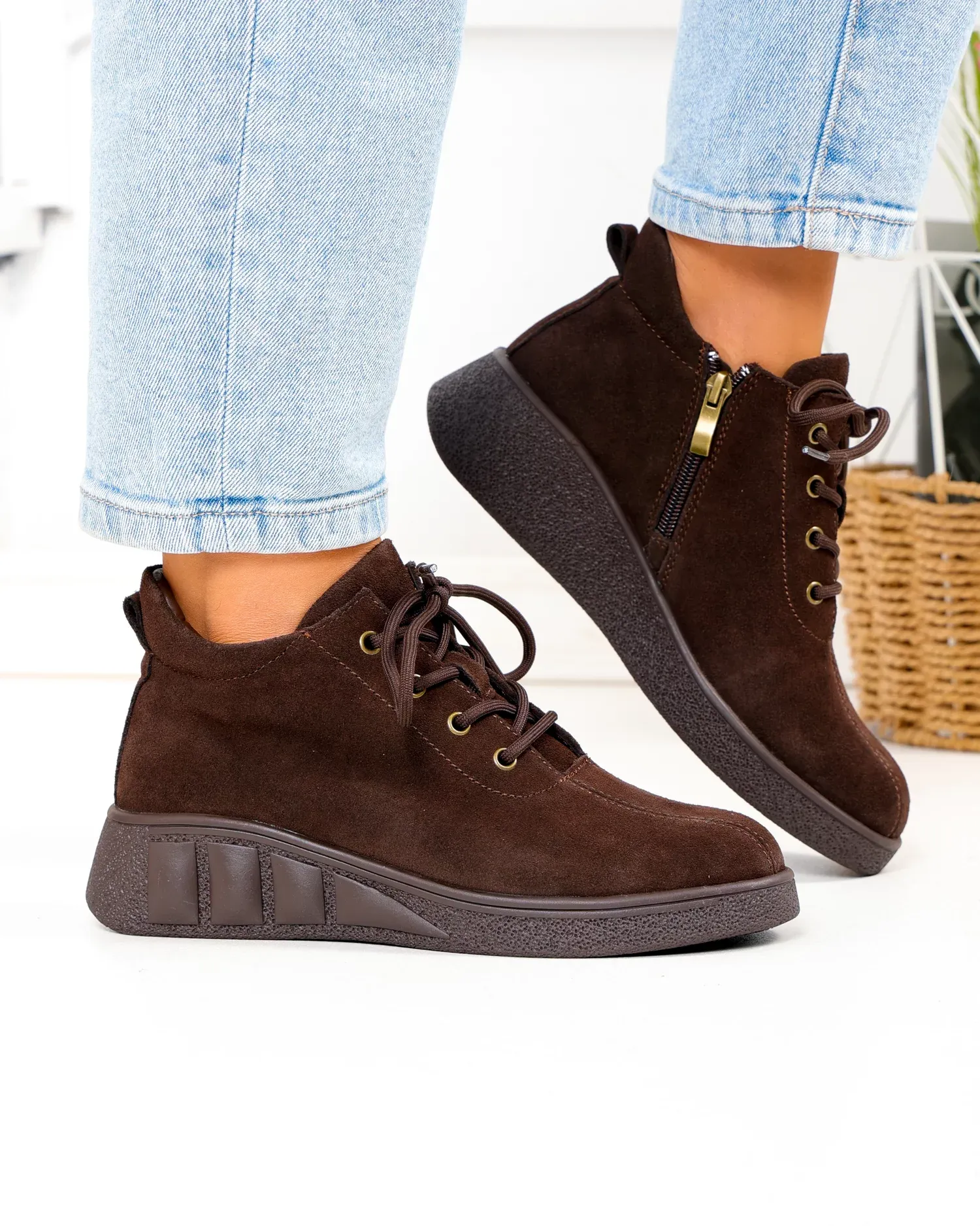products/580/ghete-dama-scurte-khaki-din-piele-naturala-intoarsa-f002-657-105226.webp