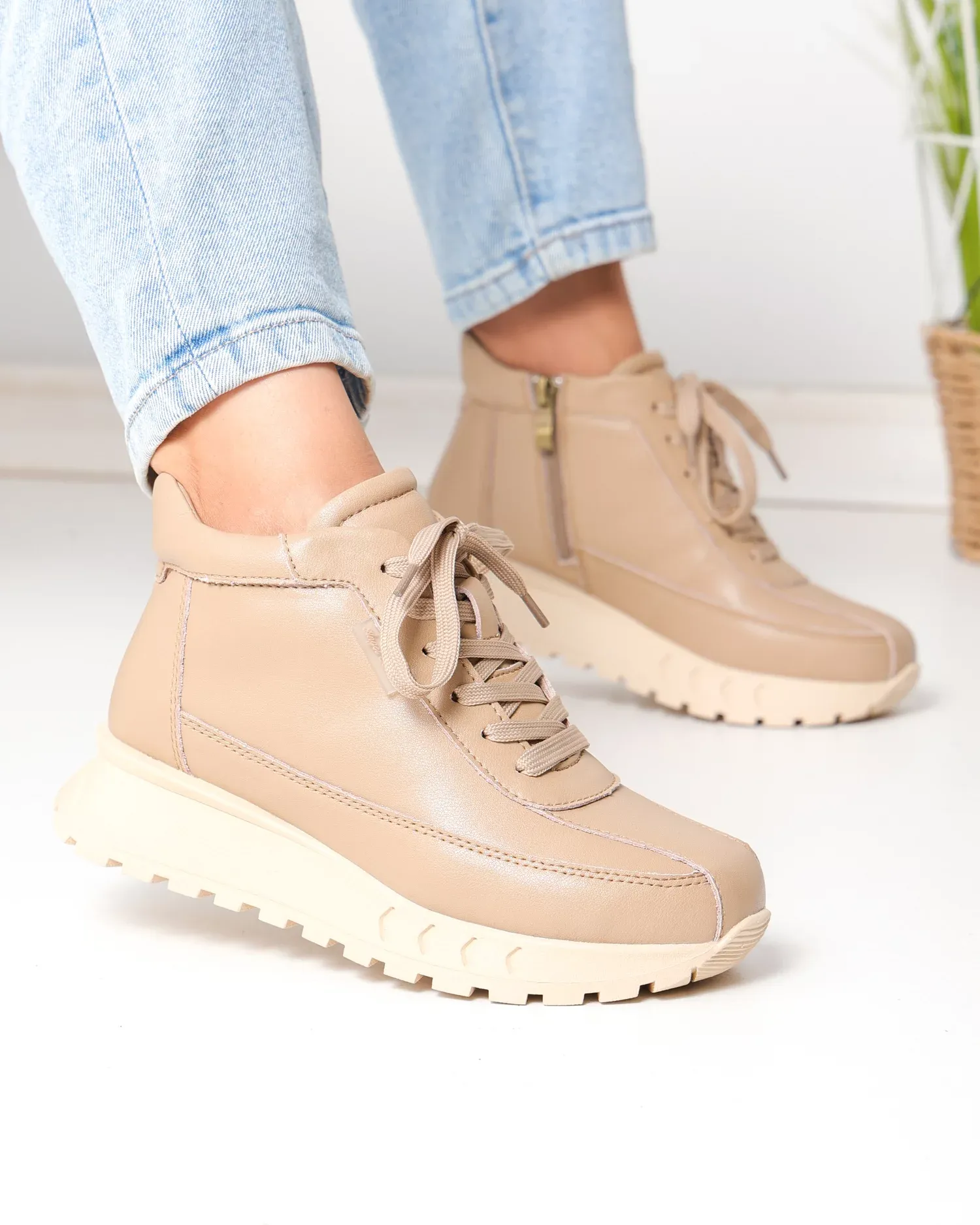products/580/ghete-scurte-dama-piele-naturala-kaki-cu-inchidere-fermoar-f002-660-104419.webp