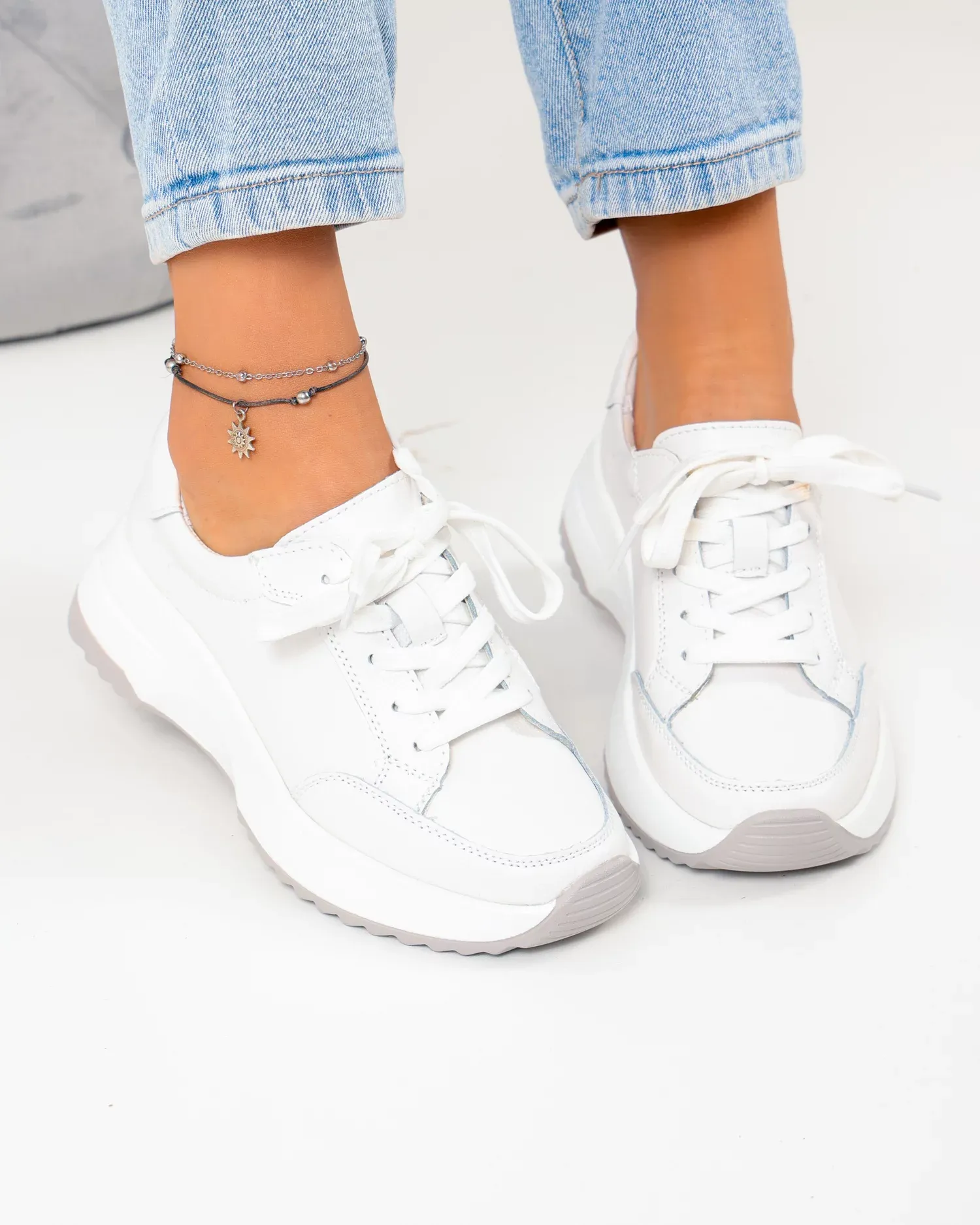products/580/pantofi-casual-albi-din-piele-naturala-t-2820-105055.webp