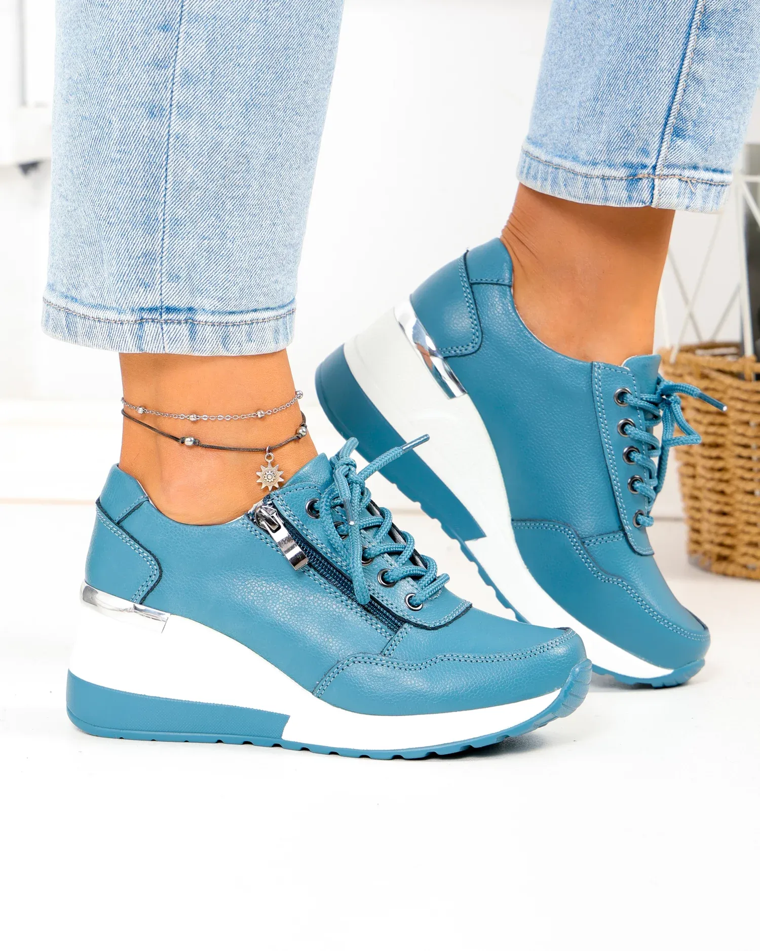 products/580/pantofi-casual-dama-din-piele-naturala-albastri-zt-04-105022.webp