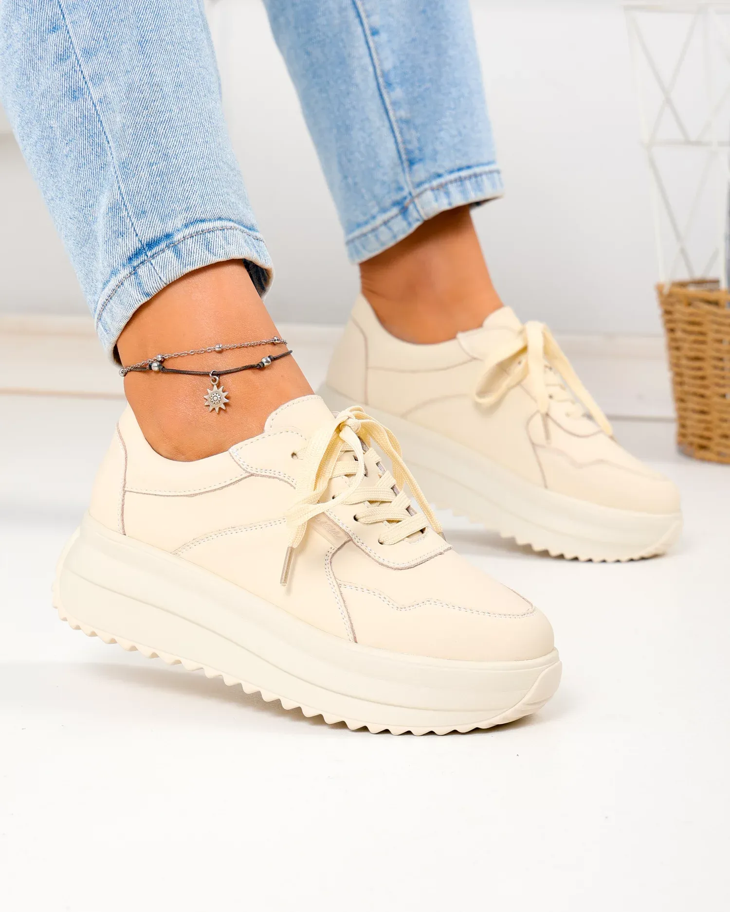 products/580/pantofi-casual-dama-din-piele-naturala-bej-f002-674-104959.webp