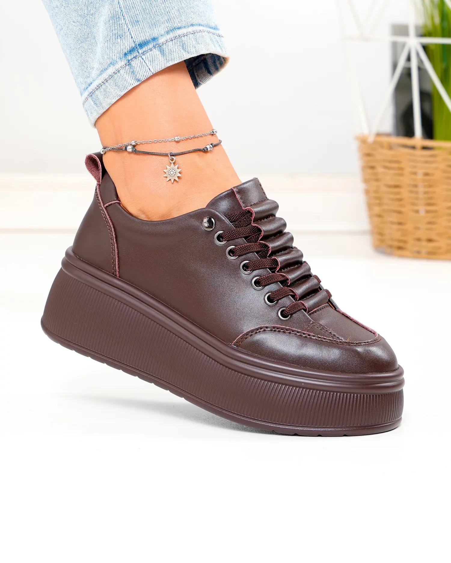 products/580/pantofi-casual-dama-din-piele-naturala-maro-f002-670-105100.webp