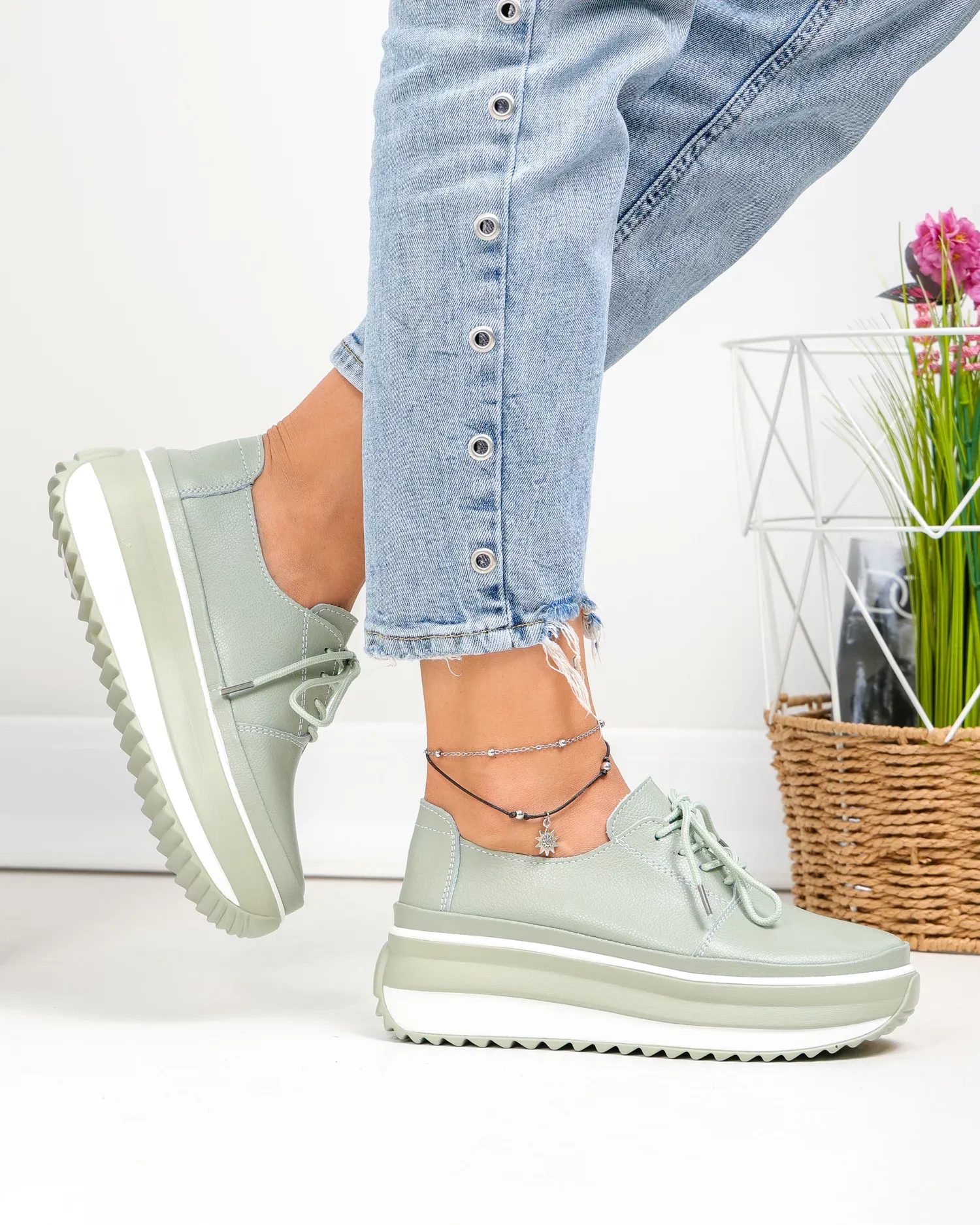 products/580/pantofi-casual-dama-piele-naturala-barilla-cu-inchidere-sireturi-t6055-95392.webp