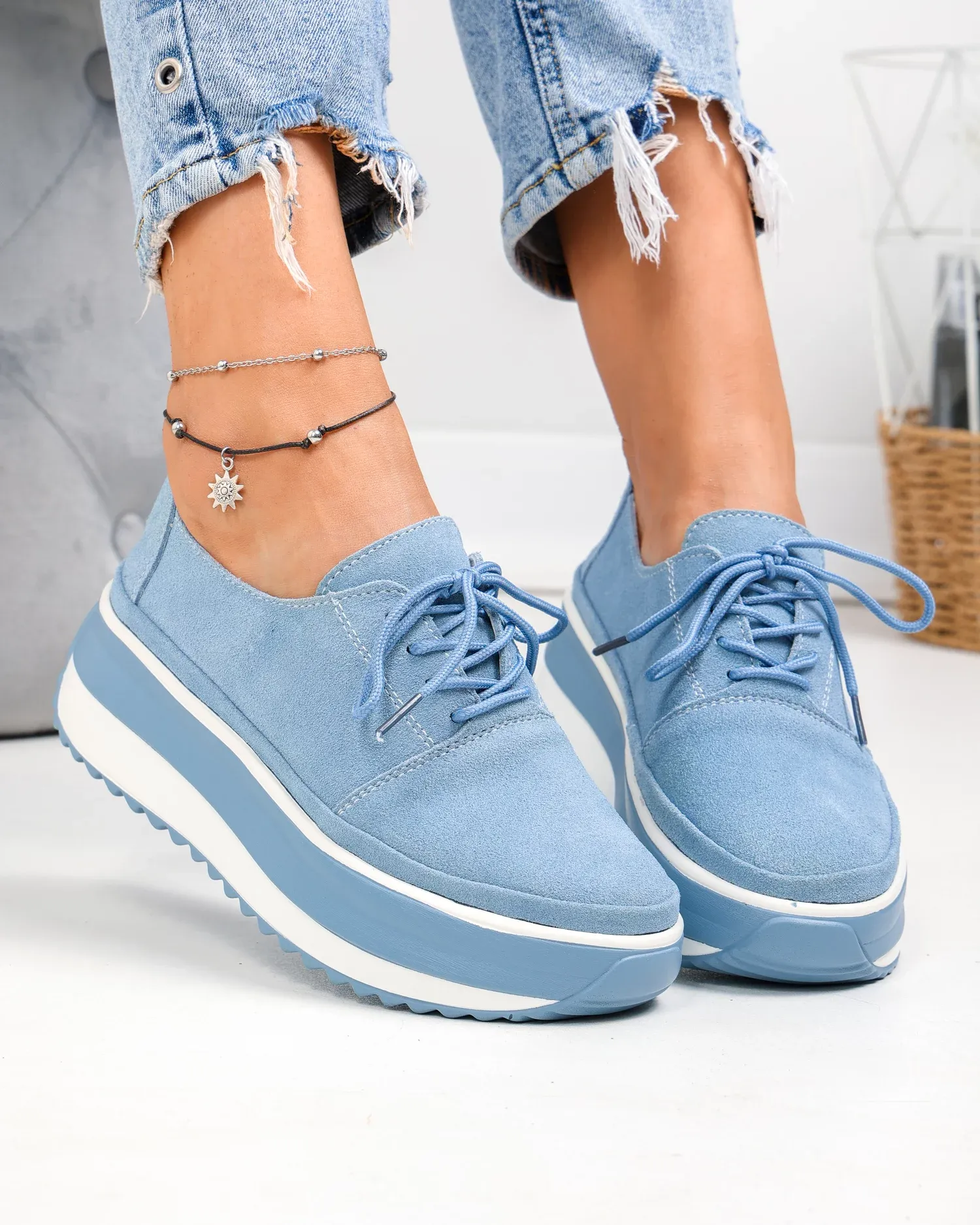 products/580/pantofi-casual-dama-piele-naturala-intoarsa-albastri-cu-inchidere-sireturi-t6055-95971.webp