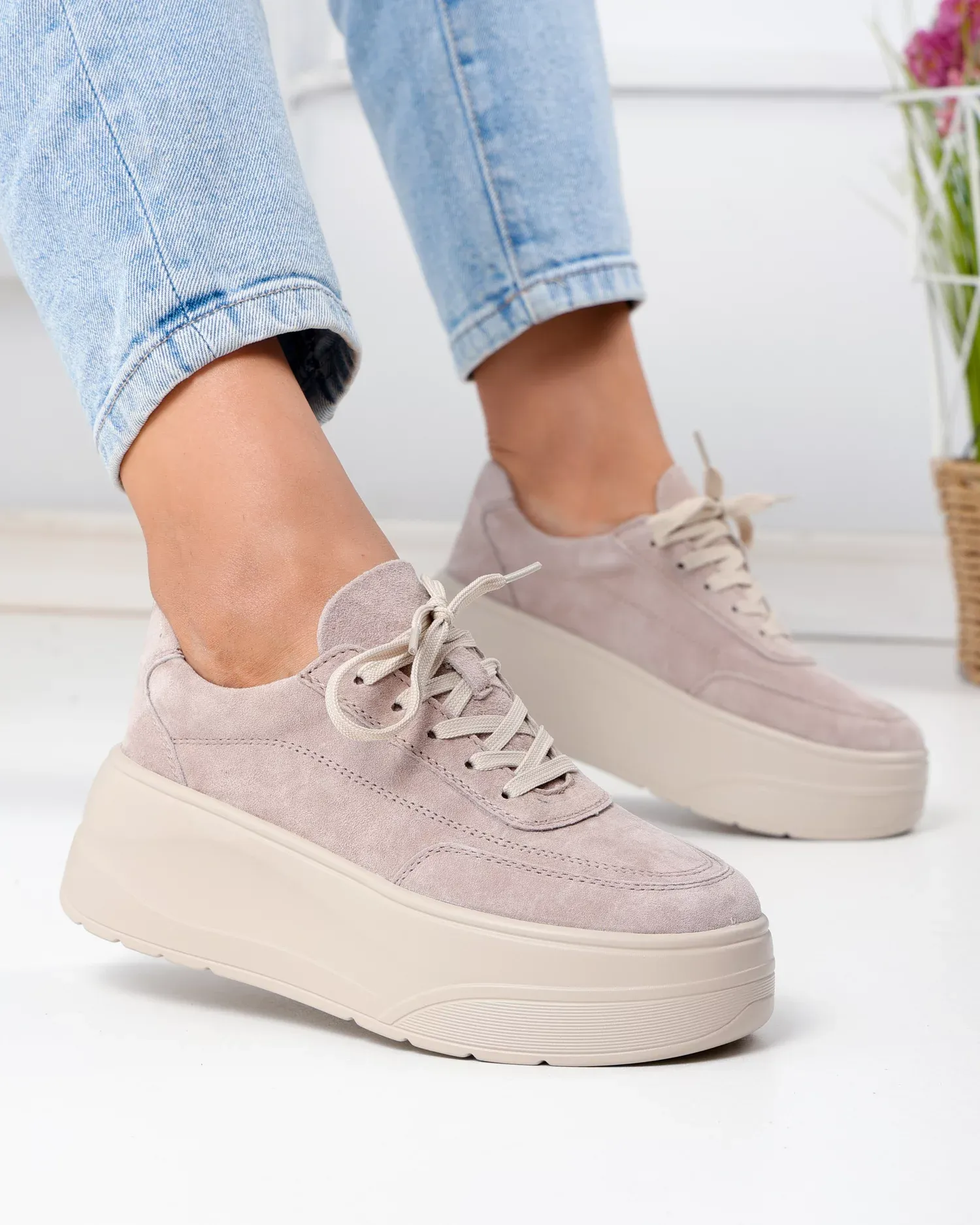products/580/pantofi-casual-dama-piele-naturala-intoarsa-bej-cu-talpa-groasa-f005-033-104242.webp