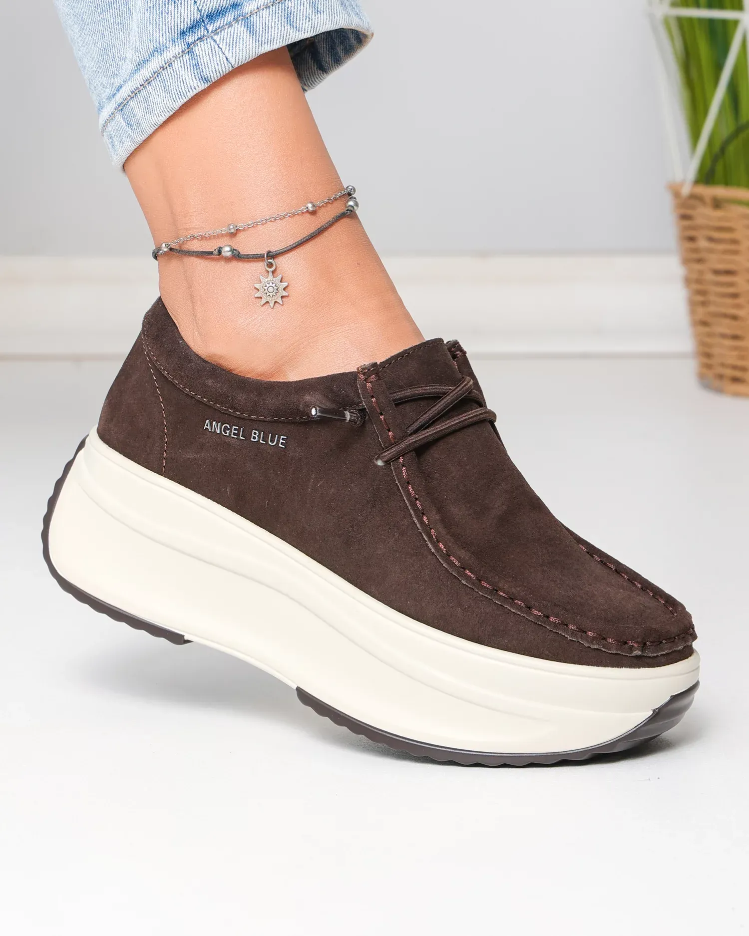 products/580/pantofi-casual-dama-piele-naturala-intoarsa-maro-cu-talpa-groasa-si-inchidere-siret-elastic-f002-672-104650.webp