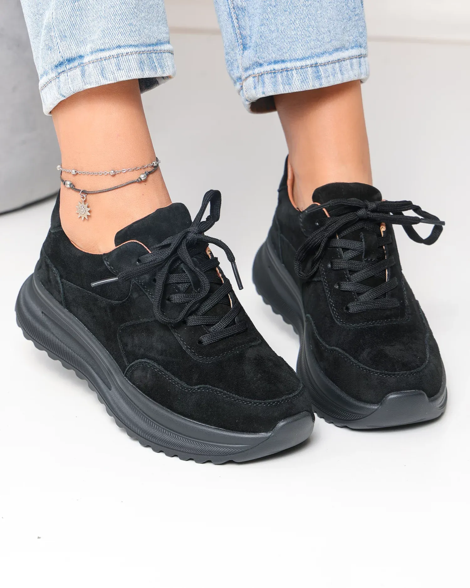 products/580/pantofi-casual-dama-piele-naturala-intoarsa-negri-captusiti-cu-inchidere-sireturi-f001-989-104485.webp