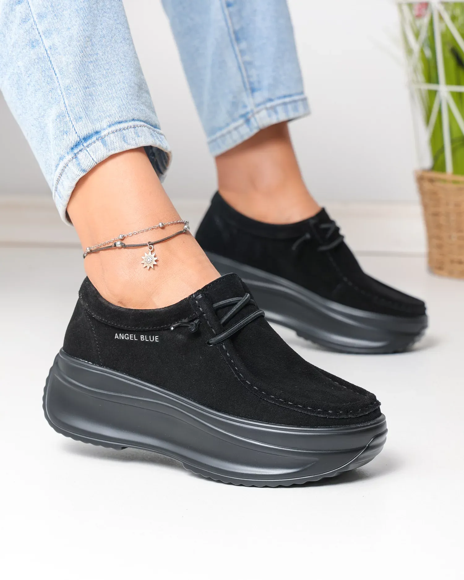 products/580/pantofi-casual-dama-piele-naturala-intoarsa-negri-cu-talpa-groasa-f002-672-104623.webp