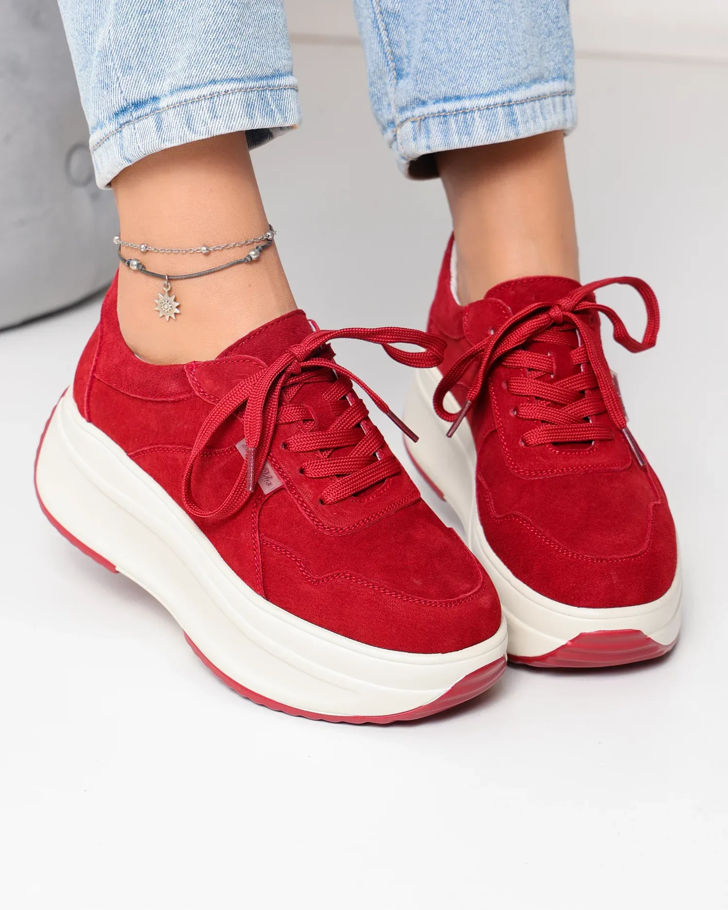 products/580/pantofi-casual-dama-piele-naturala-intoarsa-rosii-cu-talpa-groasa-si-inchidere-sireturi-f002-673-104617.webp