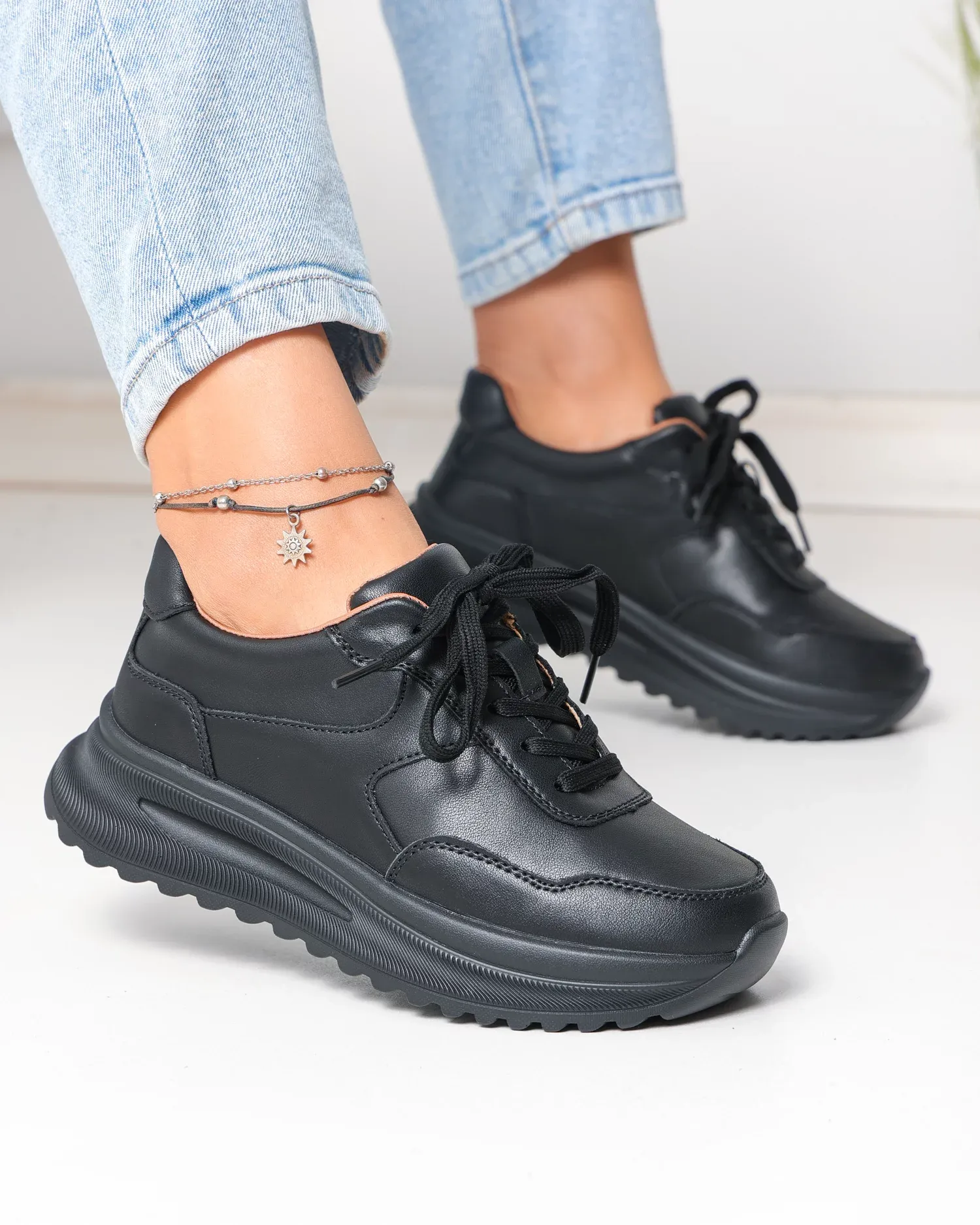 products/580/pantofi-casual-dama-piele-naturala-negri-cu-talpa-groasa-f001-989-104467.webp