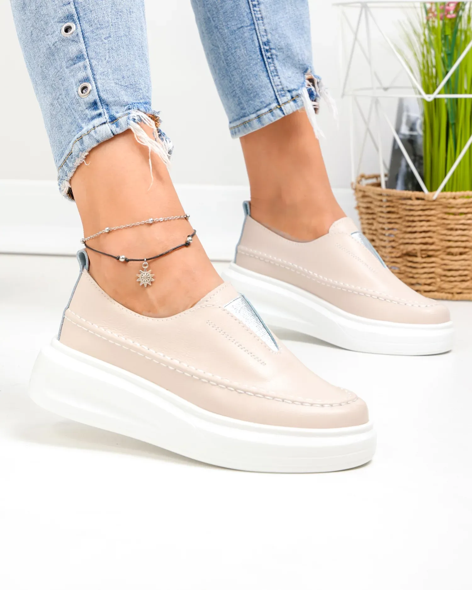 products/580/pantofi-casual-dama-piele-naturala-roz-cu-talpa-groasa-t6060-95431.webp