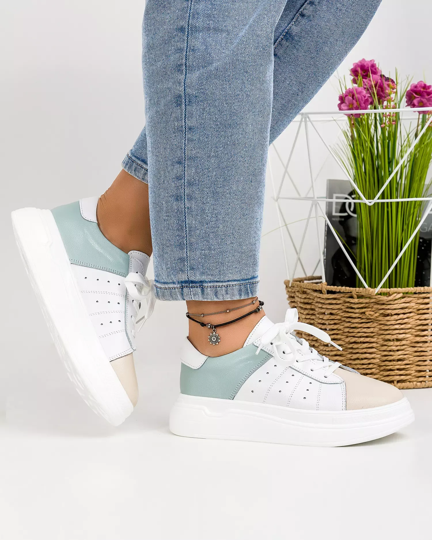 products/580/pantofi-piele-naturala-camelia-albi-plus-albastru-54022.webp