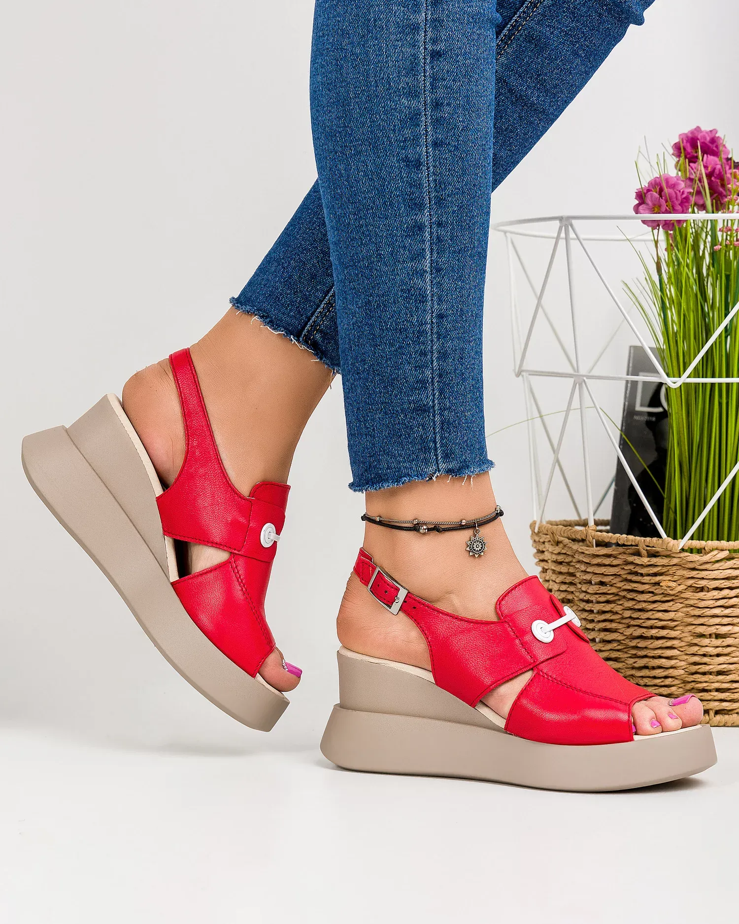 products/580/sandale-dama-piele-naturala-cu-platforma-rosii-914-76030.webp