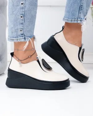 Pantofi Casual - Pantofi casual dama piele naturala bej cu talpa neagra tip platforma T6050