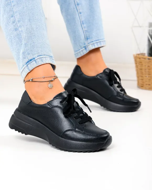Pantofi casual din piele naturala negri T-2820
