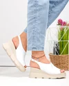 Sandale dama piele naturala albe cu inchidere catarama si talpa tip platforma PV979 4