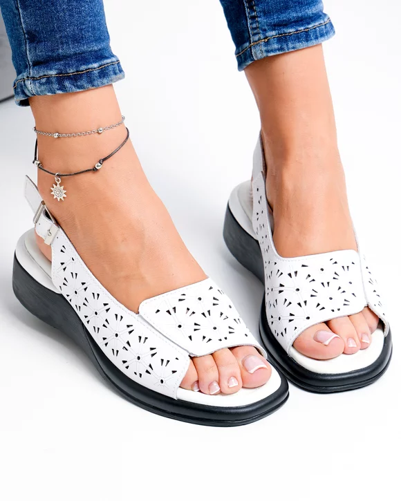 Sandale Dama - Sandale dama piele naturala albe cu model perforat si inchidere catarama T-8027