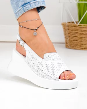 Sandale dama piele naturala albe cu talpa tip platforma si inchidere catarama T-8055-2