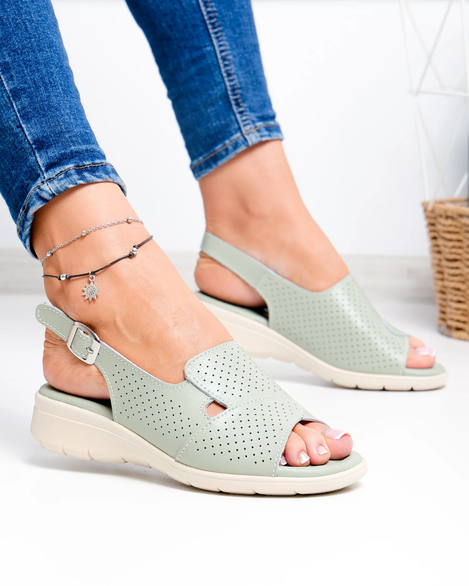 sandale-dama-piele-naturala-barila-perforate-t-8052-102763-2.webp