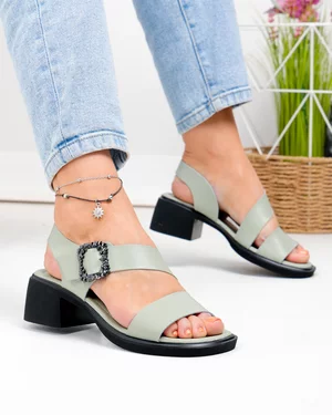 Sandale Dama - Sandale dama piele naturala barilla cu toc gros si inchidere catarama JY5769