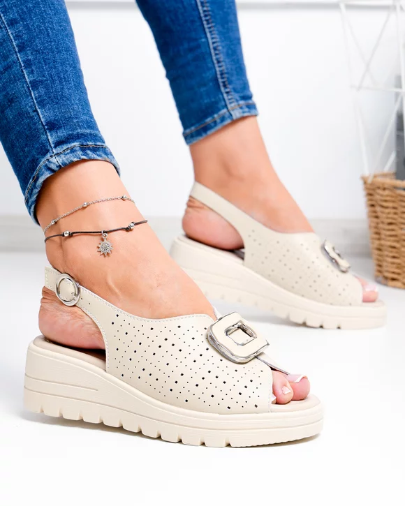 Sandale Dama - Sandale dama piele naturala bej cu model perforat si aplicatie metalica T-8021-2